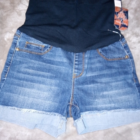Indigo Poppy Pants - Nwot Indigo poppy maternity jeans shorts